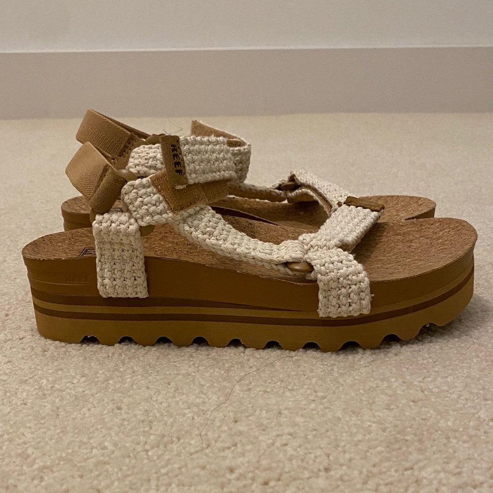 Reef Cushion Rem Hi
